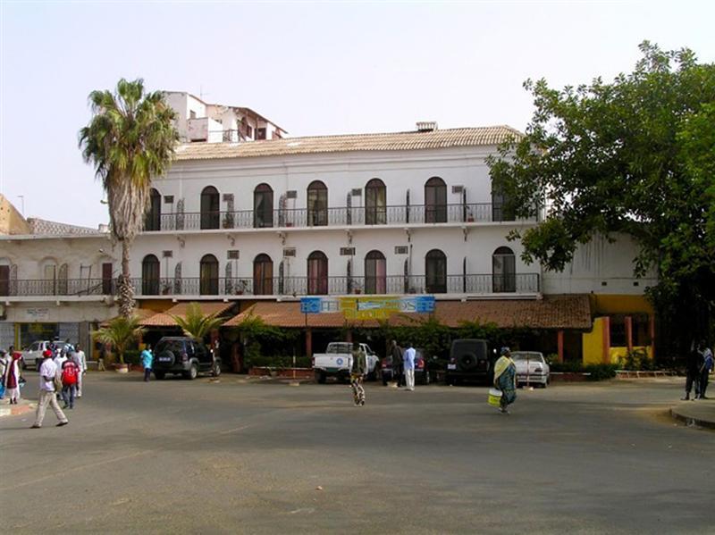 Hotel De La Poste سانت - لويس المظهر الخارجي الصورة