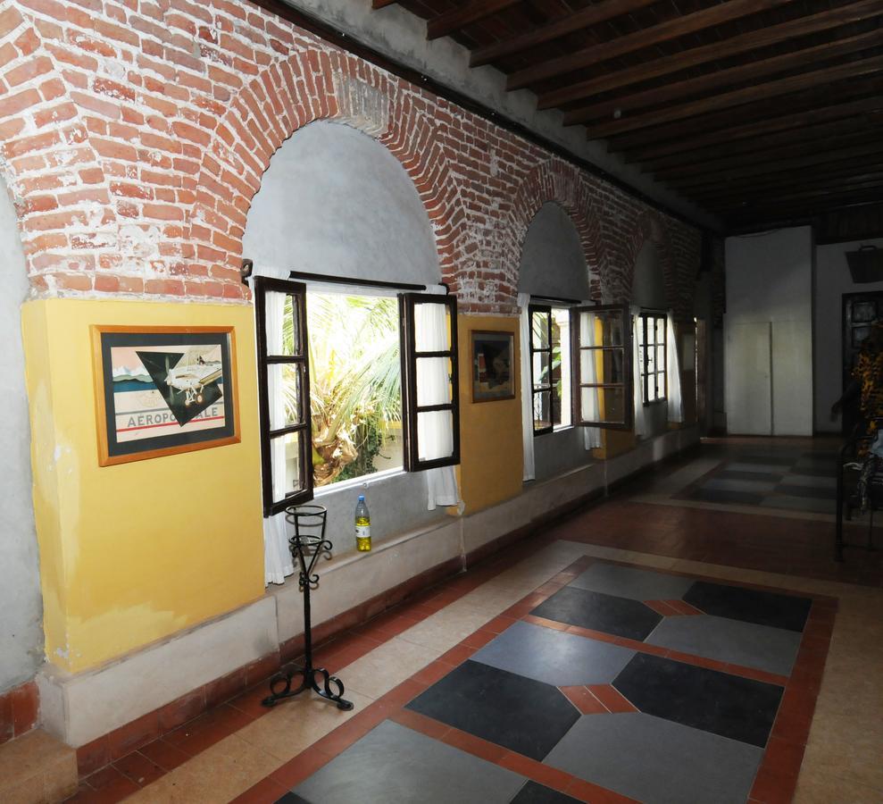 Hotel De La Poste سانت - لويس المظهر الخارجي الصورة
